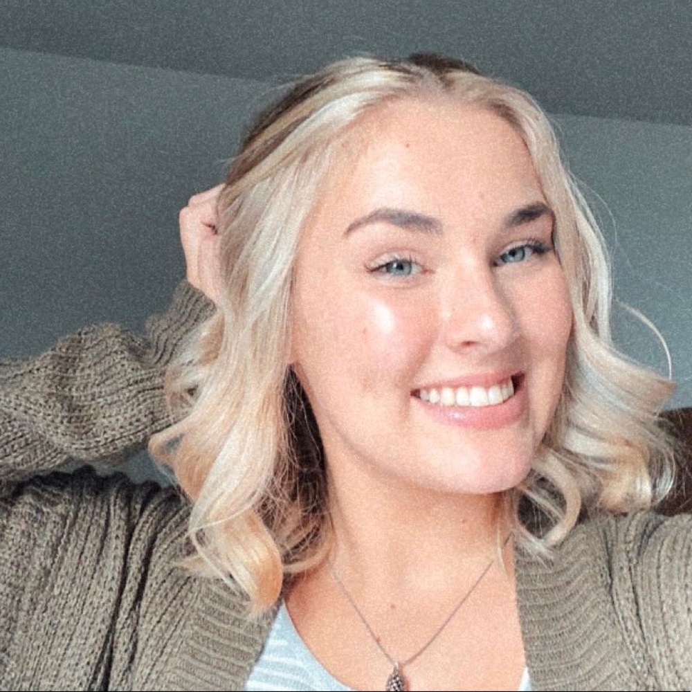 Meet your Posher, Camryn